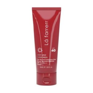 ضد آفتاب و ضد لک رنگی لافارر SPF40 مناسب پوست چرب و آکنه دار حجم 50 میلی لیتر